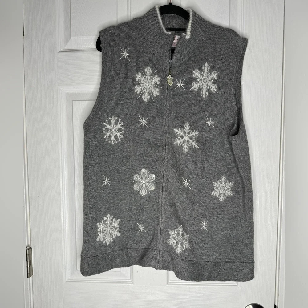 Quacker Factory Gray Snowflake Zip-Up Sweater Ves… - image 1